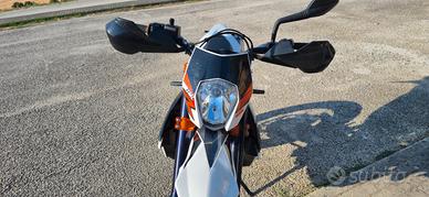 KTM690 SMC R 2015