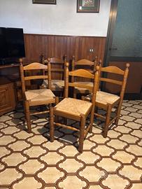 Sedie vintage in legno, stile rustico