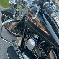Harley Davidson turing Road King