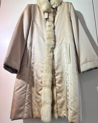 Cappotto imbottito di seta con pelliccia