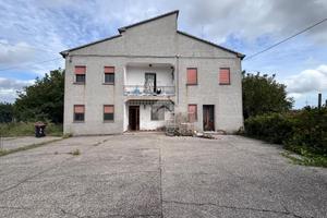 VILLA SINGOLA A CAVARZERE