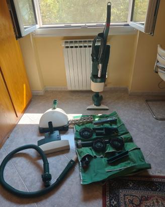 Scopa elettrica folletto vorwerk VK121