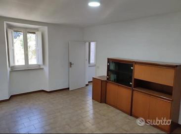 Urbino, Pesaro-Urbino, Marche,Italia, Appartamento