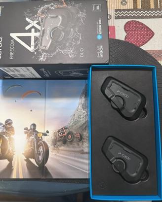 Cardo freecom  x4 Duo