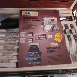 set coltelli in valigia