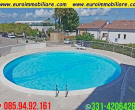 Comodo appartamento vista mare con piscina