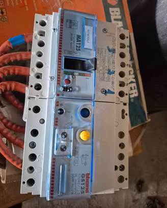Salvavita magneto termico da 125A bticino