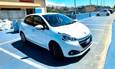 Peugeot 208 ALLURE Diesel unico proprietario 2018