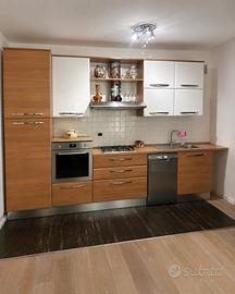 cucina completa in ottime
