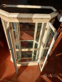 Vetrina stile barocco