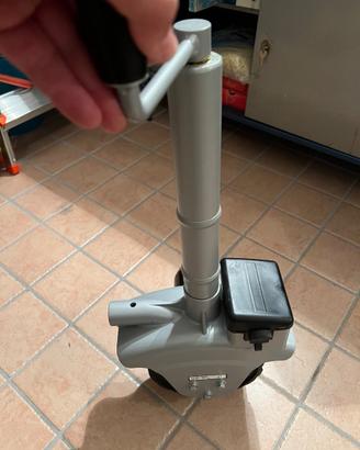 Ruotino elettrico 12V per Roulotte Rimorchio Barca