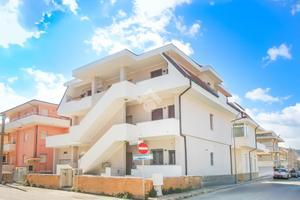 3 LOCALI A MARTINSICURO