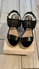 Sandalo con zeppa nero taglia 37