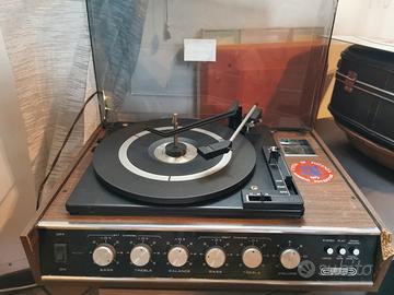 Giradischi ed amplificatore 33/45/78