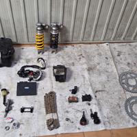 ricambi Yamaha r6 06/16 e qualcosina per r6 17/25