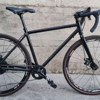 Bici gravel assemblata