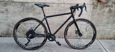 Bici gravel assemblata