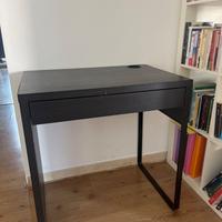 scrivania ikea nera