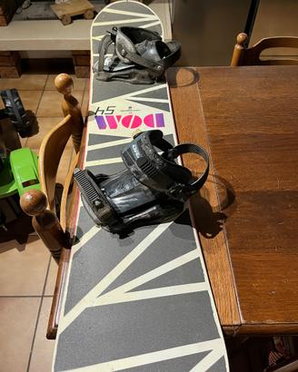 Tavola snowboard con attacchi 80 euro