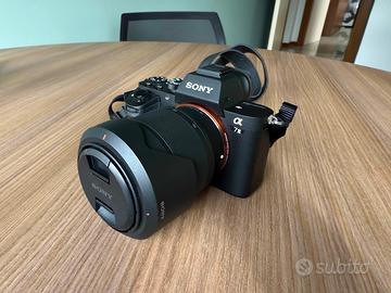 Kit  Sony A7 (Corpo+24-70) + 3 bat + Zaino Lowepro