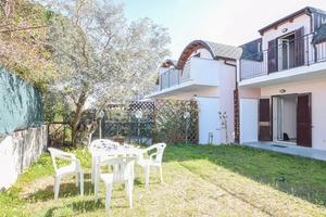 Villetta a due cento metri dal mare