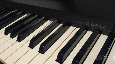Pianoforte CDP-120 Casio con base