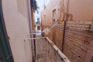 3 LOCALI A BARLETTA