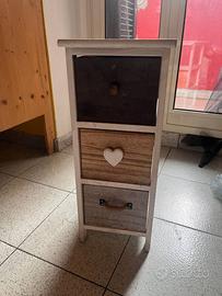 Comodino piccolo