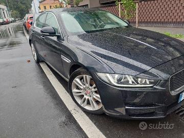 Jaguar XE 2.0 D Turbo aut. Portfolio 180cv MOTORE 