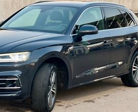 AUDI Q5 190 CV QUATTRO S-line PLUS