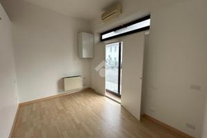 NEGOZIO A MONTEBELLUNA