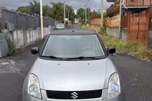 Suzuki swift 1300