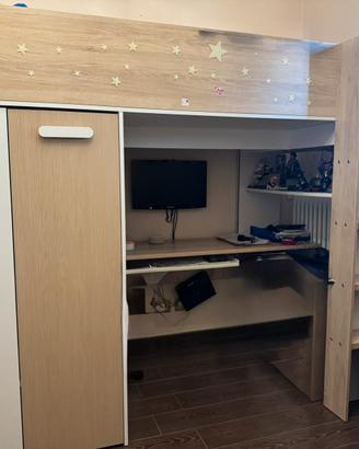 Cameretta completa con letto,scrivania,armadio,ecc