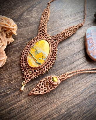 Collana in Macramè con diaspro Bumblebee