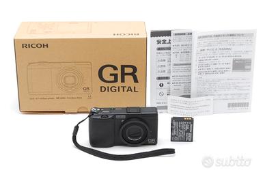 RICOH GR DIGITAL 8,1MP sensore CCD