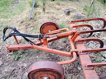 Estirpatore chisel Fraternali trainato 7 ancore