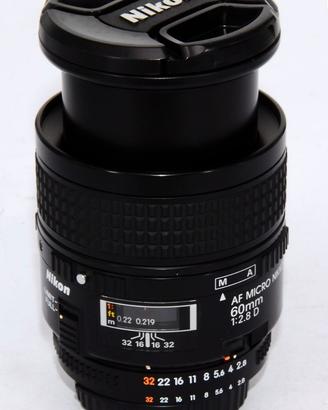 37712 Nikon AF 60mm f/2,8 D Micro