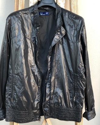 Giacca impermeabile Fred Perry nera in nylon