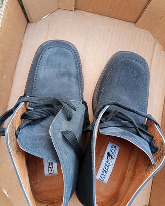 Scarpe in camoscio numero 40