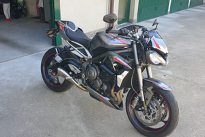 Triumph street triple 765 rs
