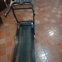 TAPIS ROULANT PROFESSIONALE DA 2,5 CV