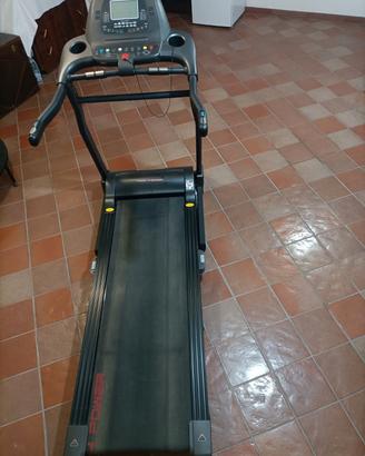 TAPIS ROULANT PROFESSIONALE DA 2,5 CV