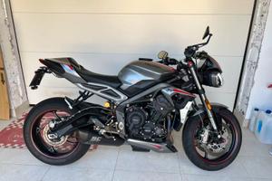 Street Triple 765 RS