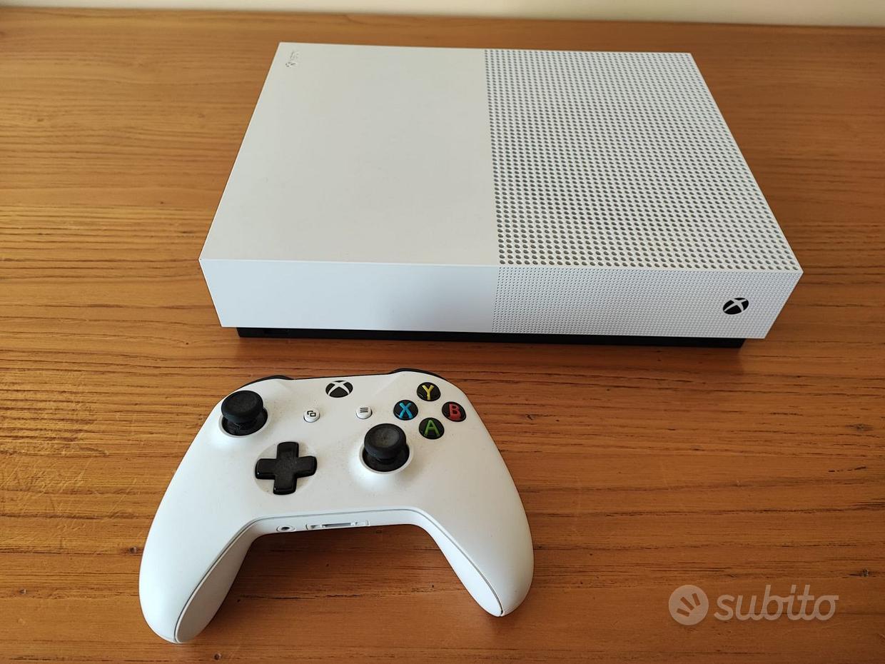 Xbox One S All Digital 1TB(usado) - Videogames - Jardim Itamaracá