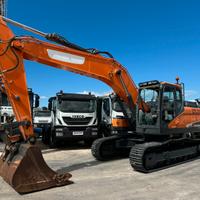 Escavatore Doosan Dx235 con 2000 ore anno 2015