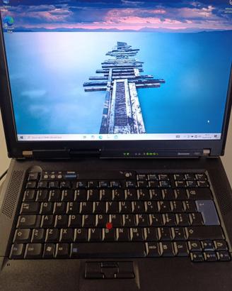 Pc portatile Lenovo R61 + borsa omaggio