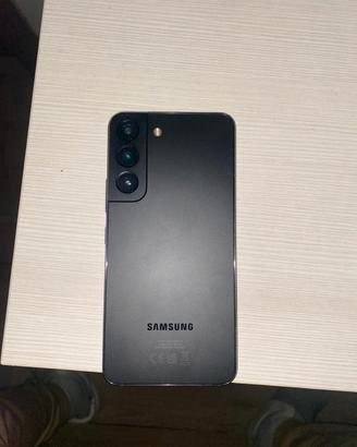 Samsung S22