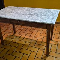 tavolo in marmo