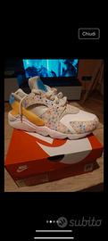 Adidas Huarache smooth flowers women limited edit