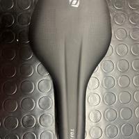 Sella Syncros TOFINO 135mm